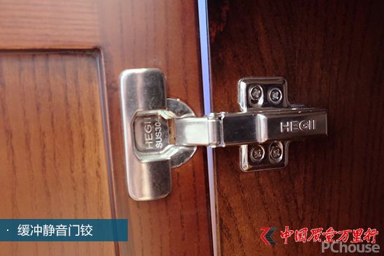 精雕細(xì)琢的美感 恒潔臻尚浴室柜評測