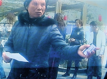 記者暗訪醫(yī)托黑幕:喬裝病人向外地患者行騙(圖)