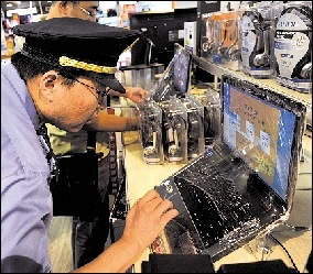 家樂福電腦樣機(jī)裝盜版軟件被查處