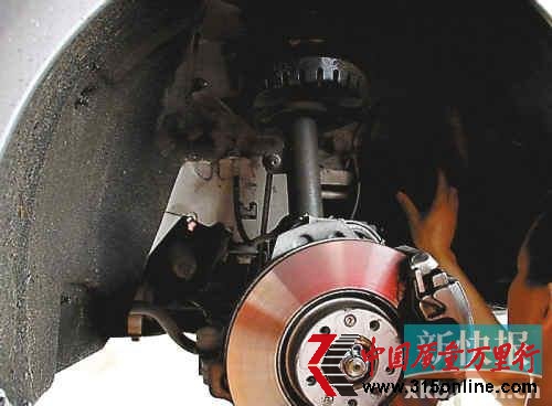 報(bào)告稱發(fā)動(dòng)機(jī)問題居2011年汽車投訴榜首